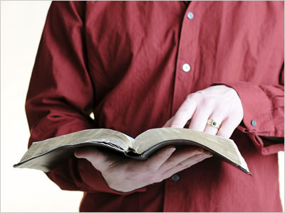 Read the Book! (iStockphoto)